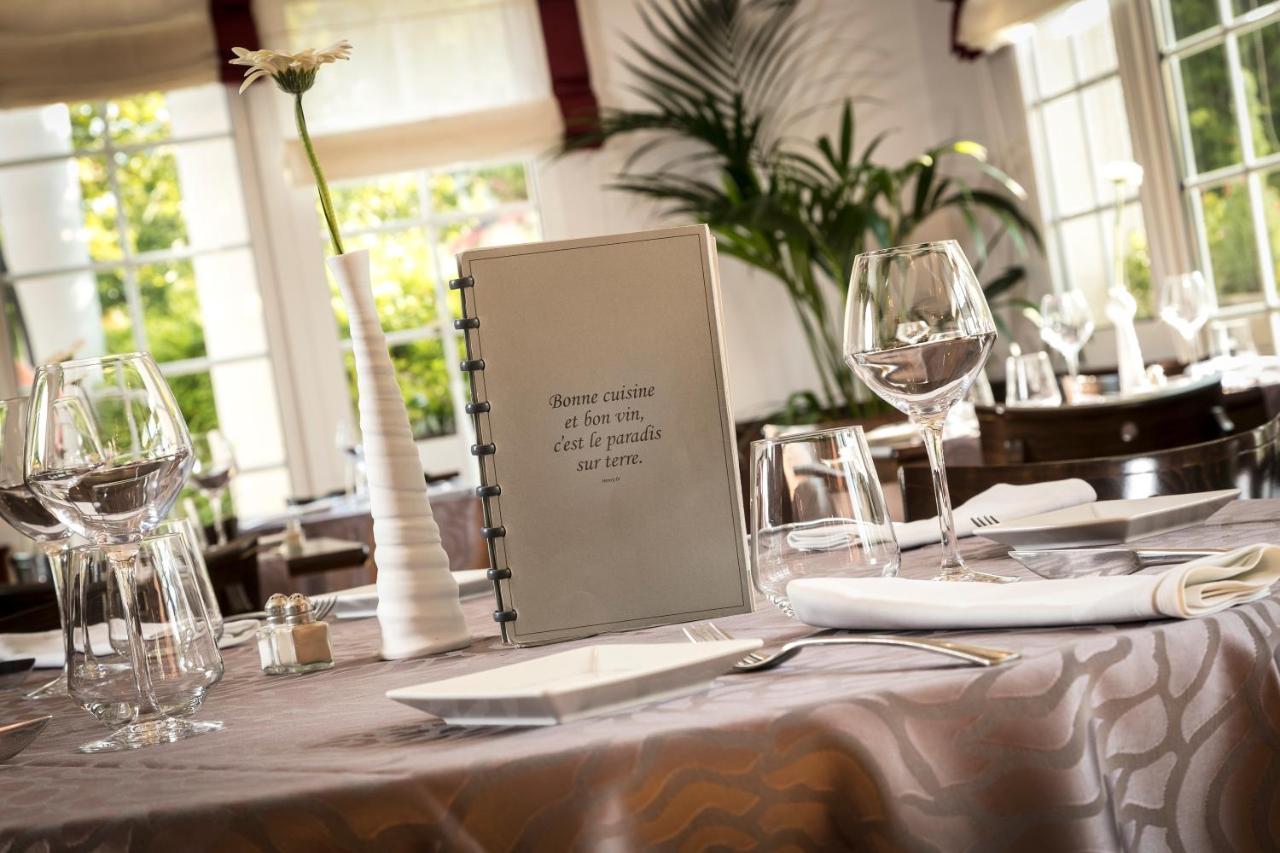 Cottage Logis Hotel - Restaurant Dudelange Bagian luar foto