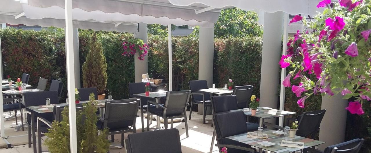 Cottage Logis Hotel - Restaurant Dudelange Bagian luar foto